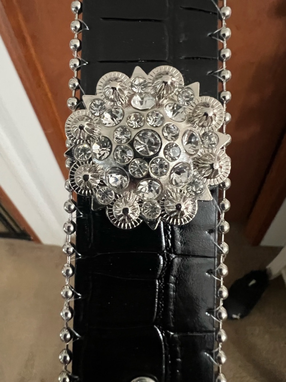 Rhinestone-Embellished Black Western Belt with Silver Buckle - Picture 2 of 9